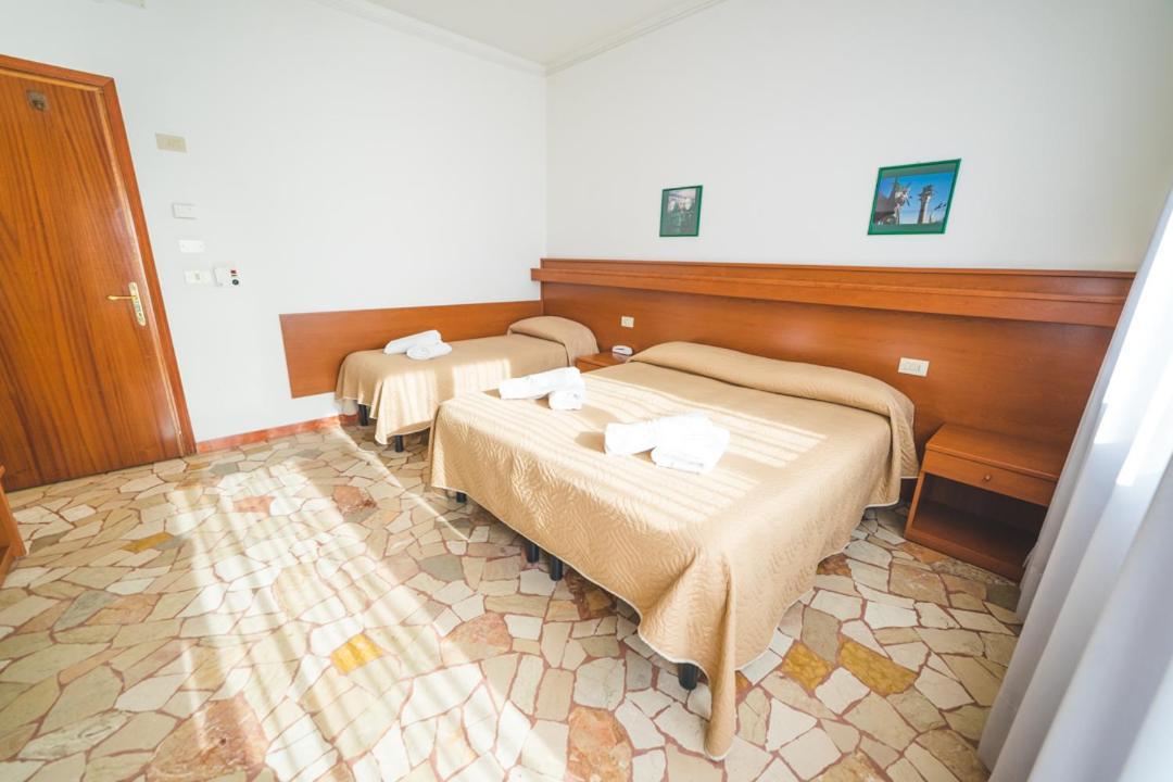 Hotel Grand Prix Соттомаріна Екстер'єр фото