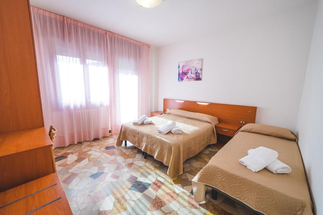 Hotel Grand Prix Соттомаріна Екстер'єр фото