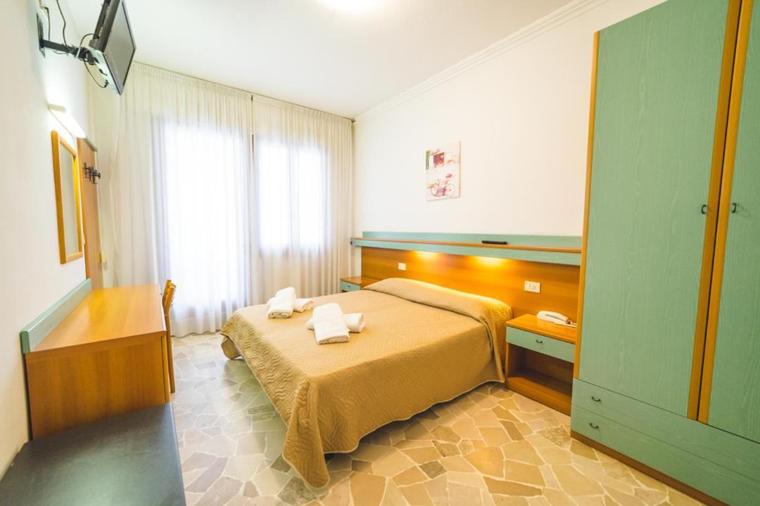 Hotel Grand Prix Соттомаріна Екстер'єр фото