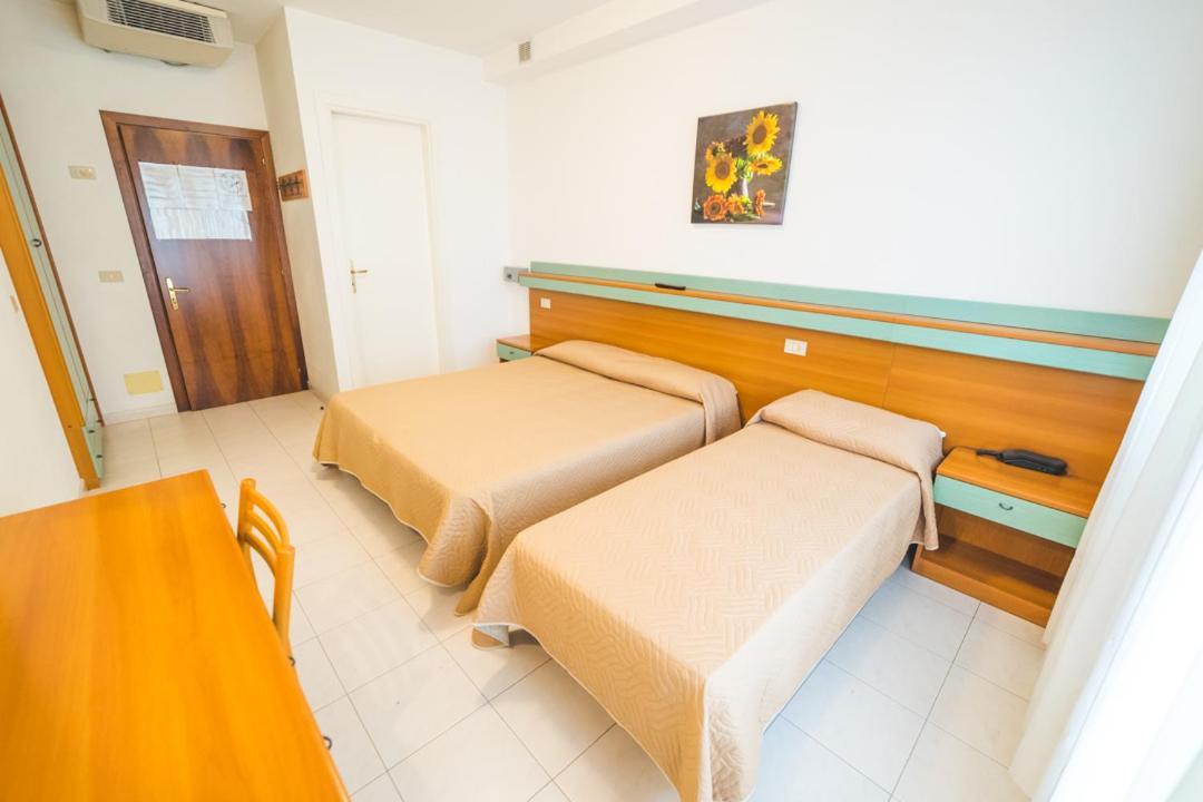 Hotel Grand Prix Соттомаріна Екстер'єр фото