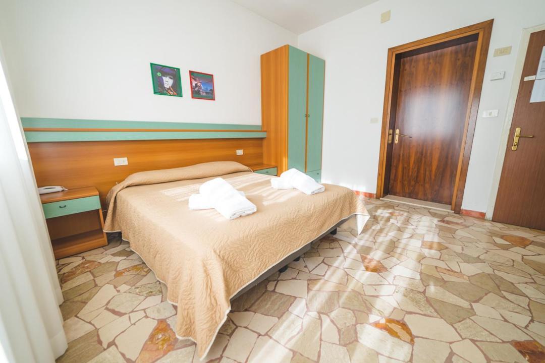 Hotel Grand Prix Соттомаріна Екстер'єр фото